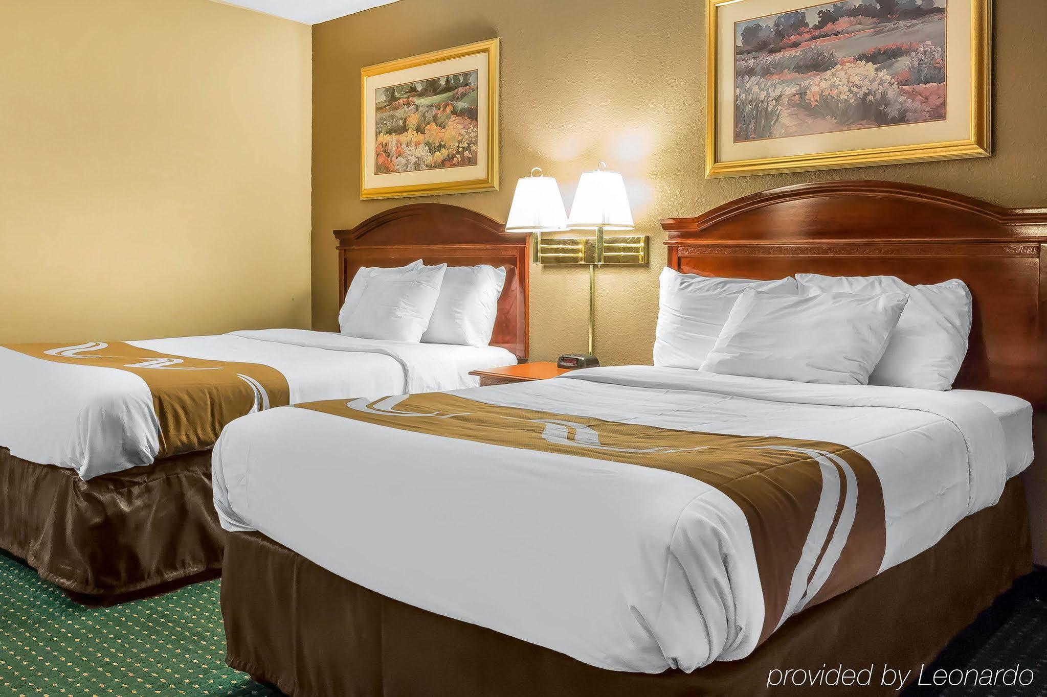 Hotel 6 - Philadelphia Airport